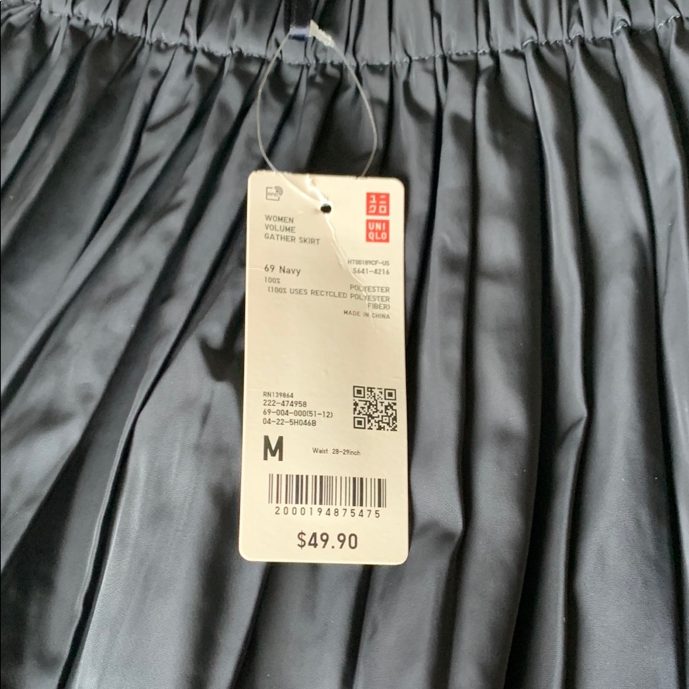 Uniqlo Women's Gathered Skirt in Navy